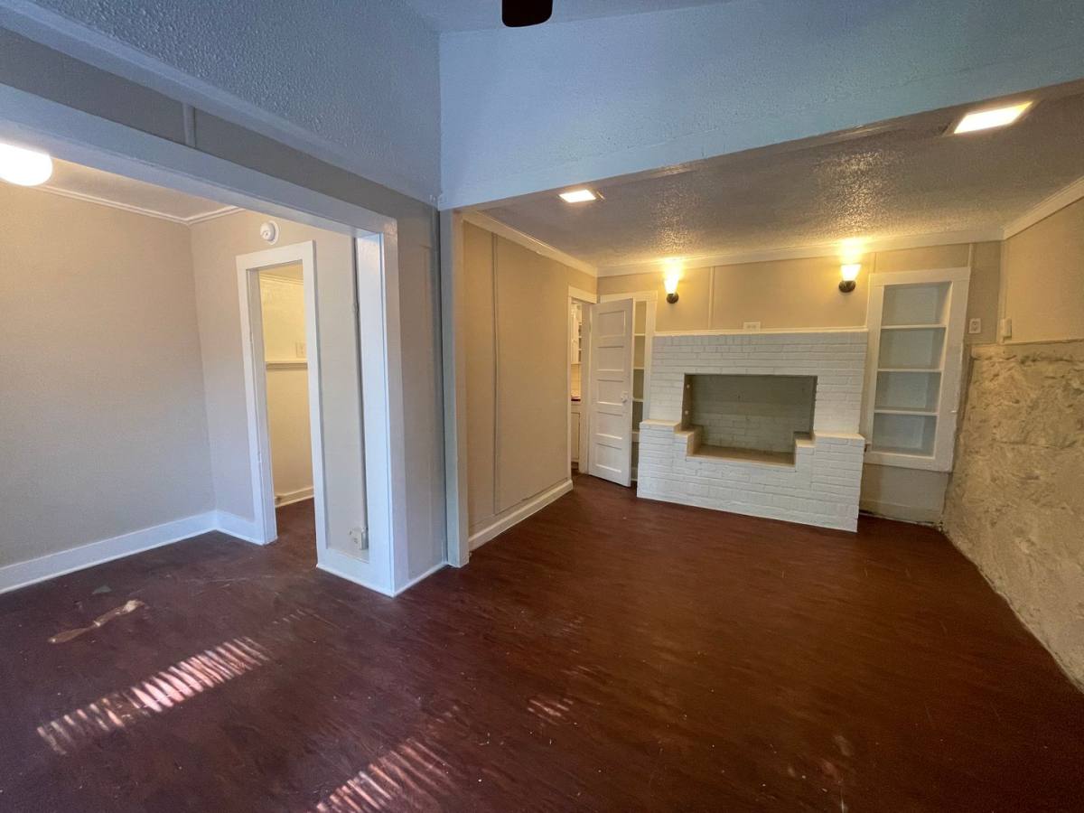 Apartment for rent at 2008 Sanquinet St, Fort Worth, TX 76107
