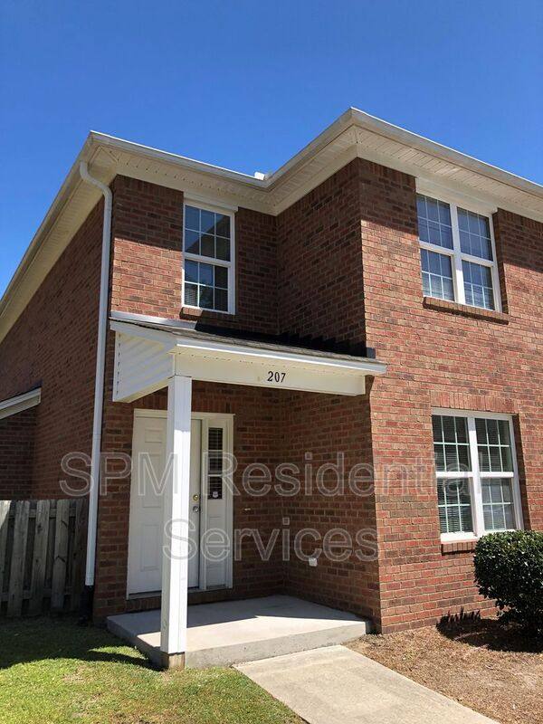 Townhouse for rent at 207 Durango Place, Wilmington, NC 28403