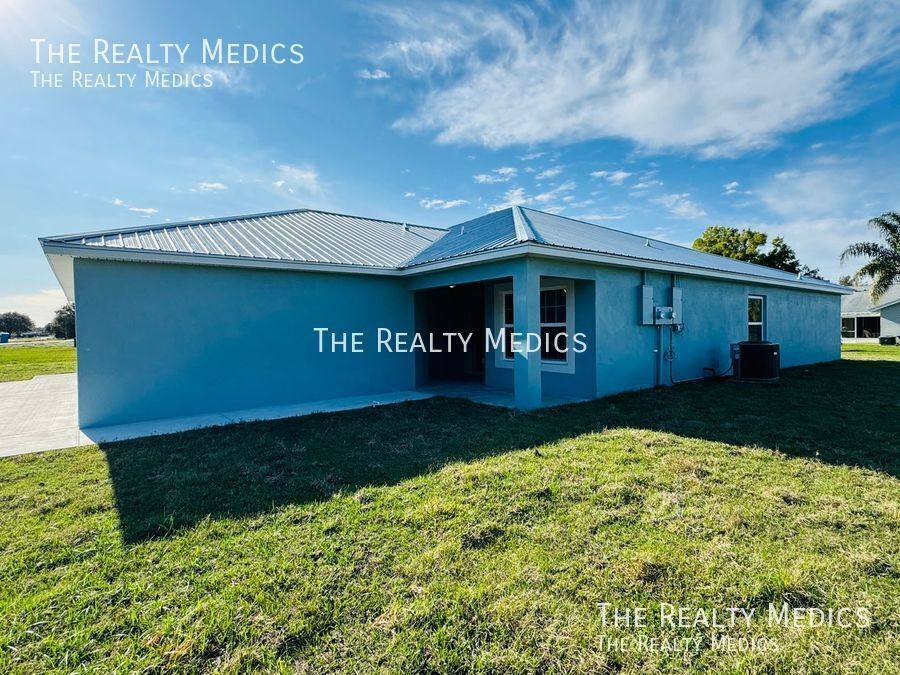 House for rent at 6025 Red Cedar Rd, Sebring, FL 33870