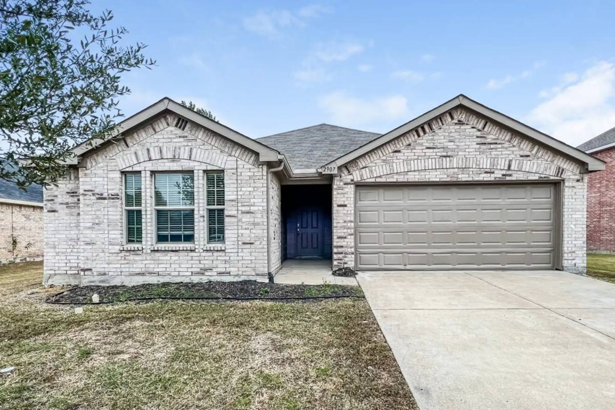 House for rent at 2907 Briarbrook Dr, Seagoville, TX 75159