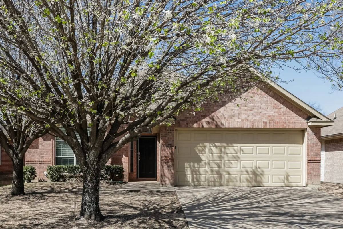 House for rent at 7305 Sierra Way, Dallas, TX 75241