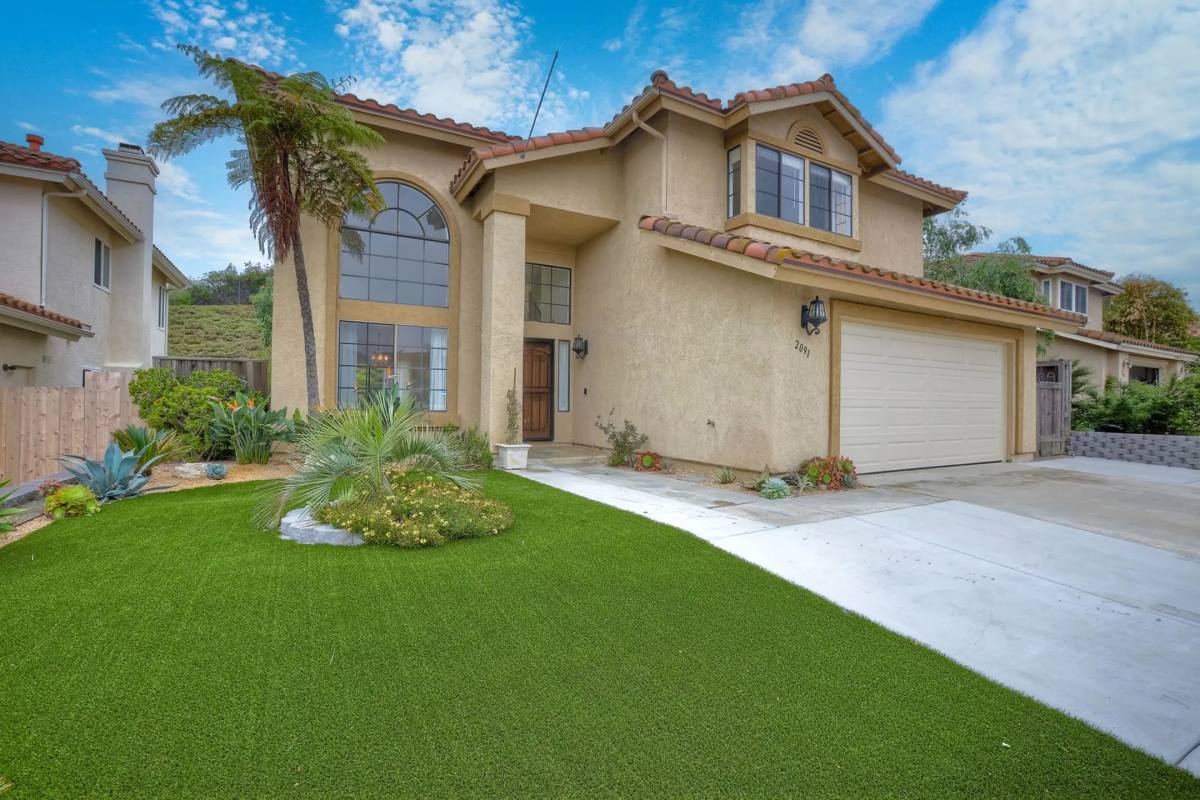 House for rent at 2091 Sequoia Crest, Vista, CA 92081