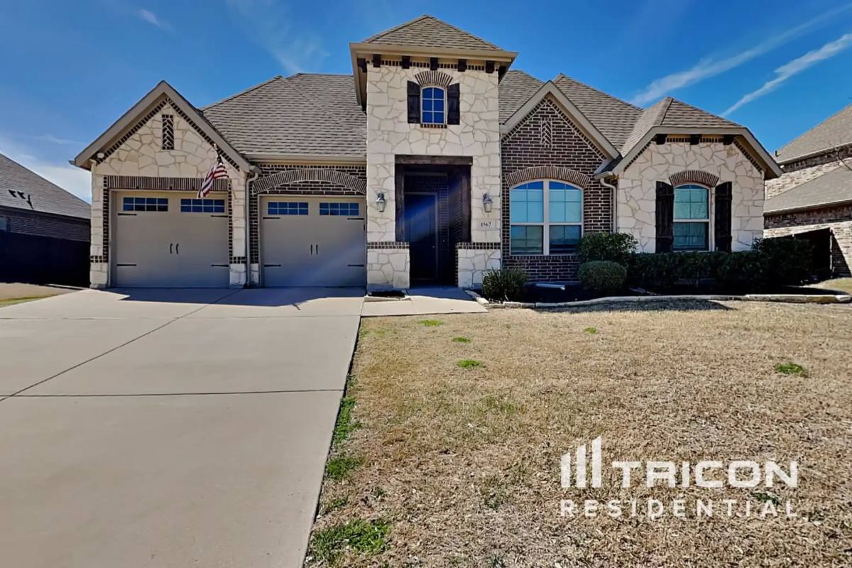House for rent at 1567 Harrison Circle, Waxahachie, TX 75165