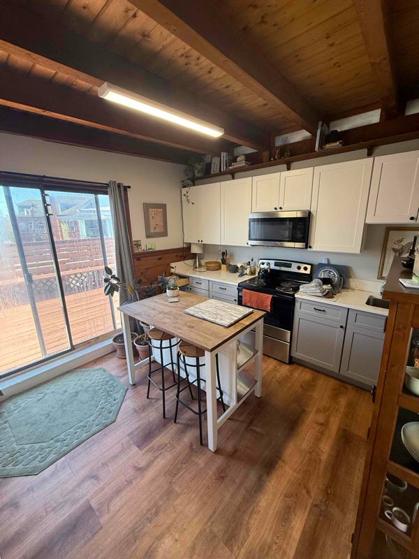 Apartment for rent at 124 Johnson St #2L, Lynn, MA 01902