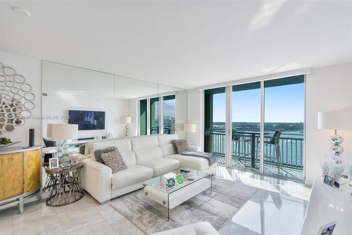 Condo for rent at 90 Alton Rd #A18006, Miami Beach, FL 33139