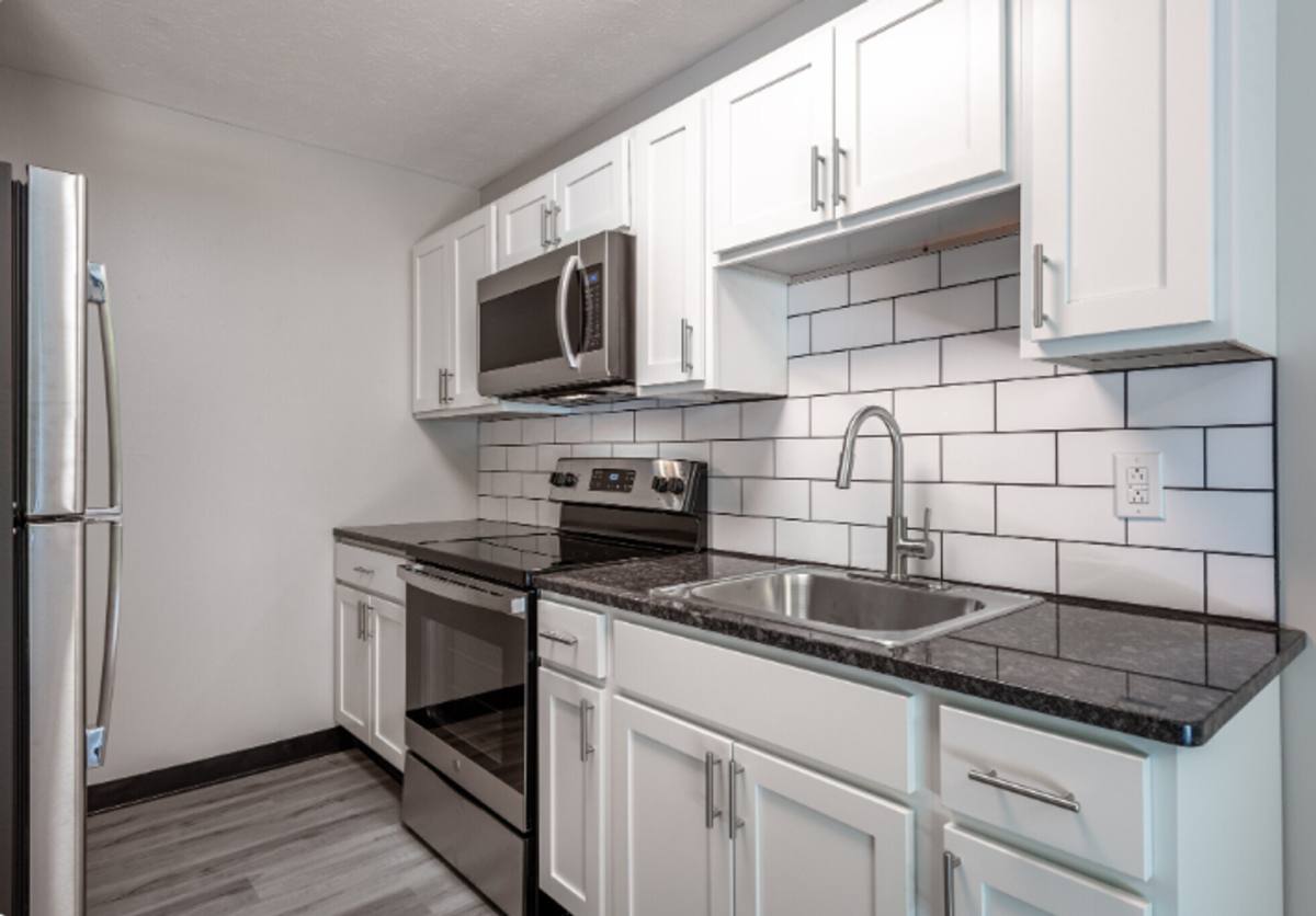 Apartment for rent at 7945-7947 Mentor Ave, Mentor, OH 44060