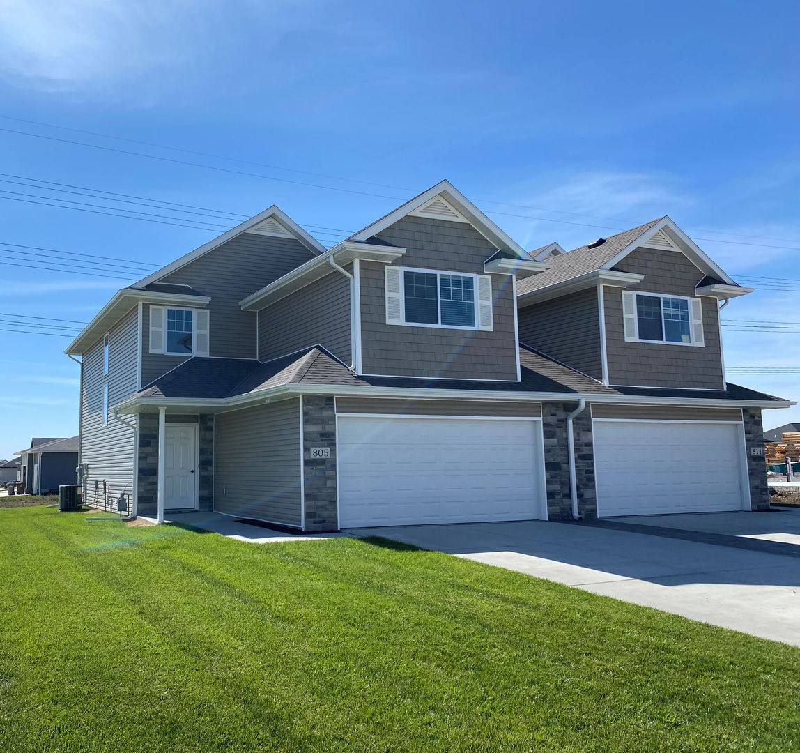 Apartment for rent at 817-847 W Desert Vista Dr, Lincoln, NE 68523