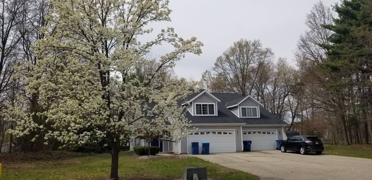 Apartment for rent at 3537 Butternut Dr, Holland, MI 49424