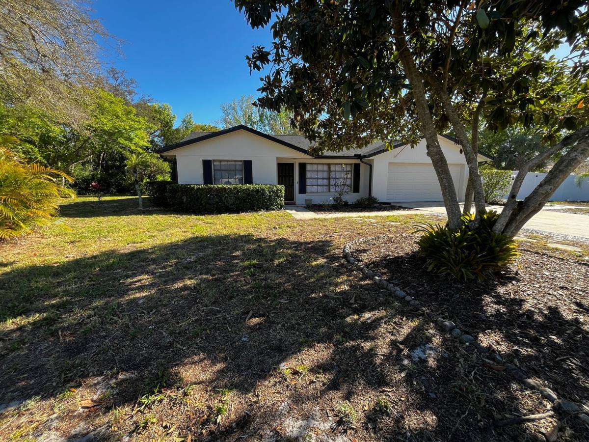 House for rent at 1887 W Chapel Dr, Deltona, FL 32738