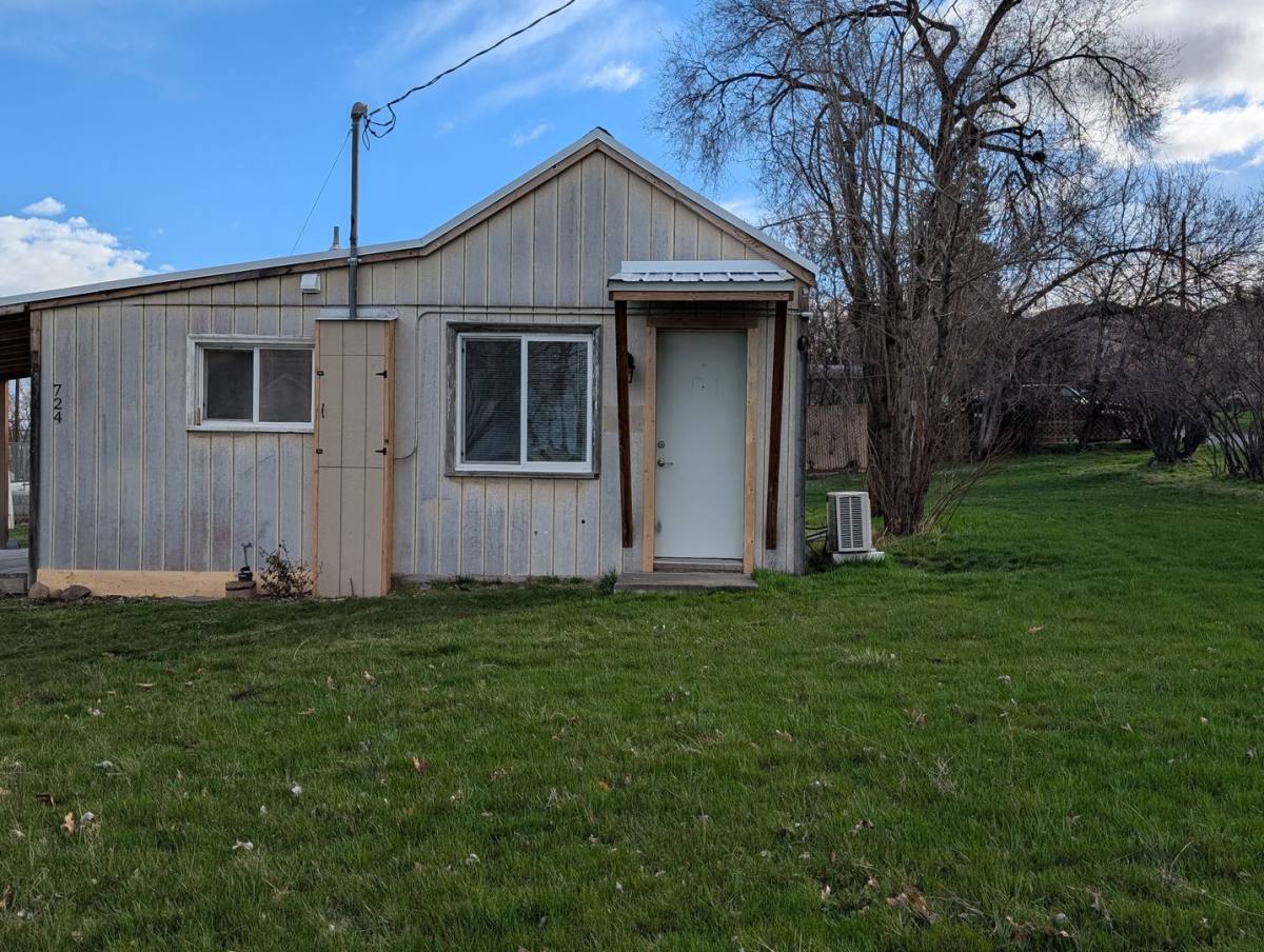 House for rent at 724 SW 14th St, Pendleton, OR 97801