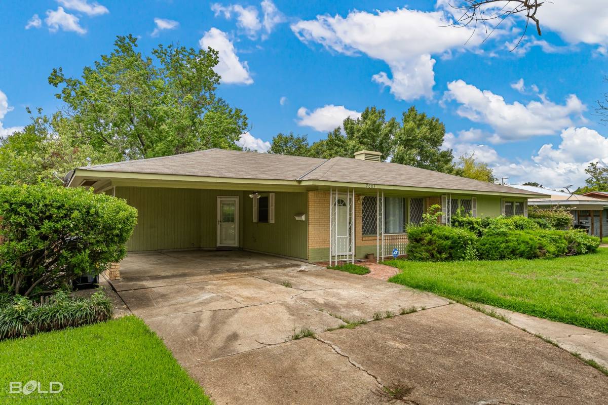 House for rent at 2003 Wakefield Ave, Bossier City, LA 71111