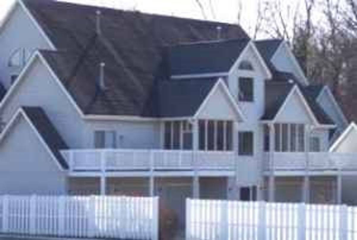 Condo for rent at 1374 S College Mall Rd, Bloomington, IN 47401