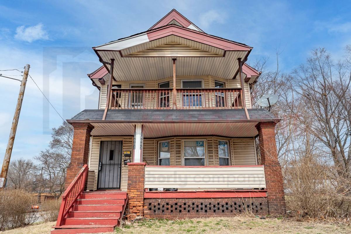 Apartment for rent at 14001 Idarose Ave, Cleveland, OH 44110