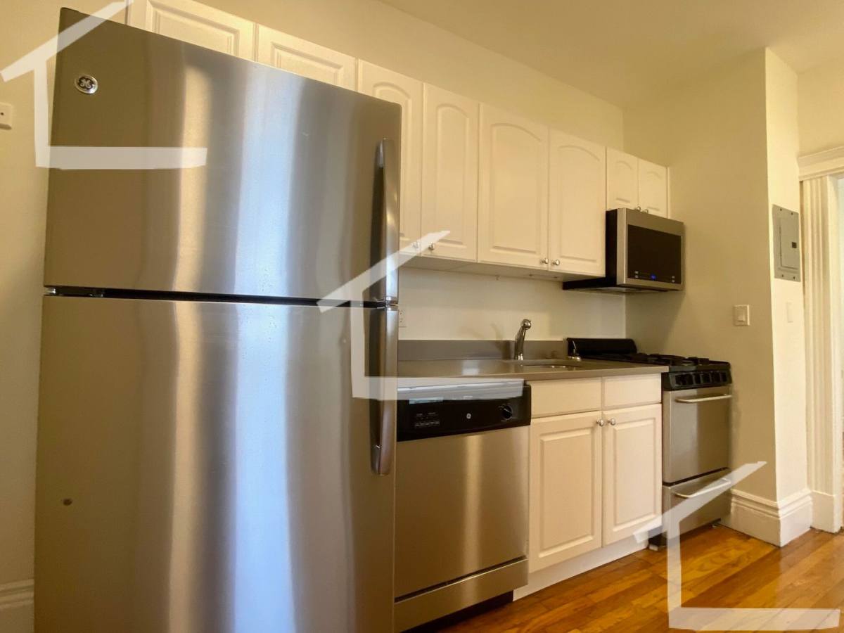 Apartment for rent at 8 Camelot Court #18MR, Brighton, MA 02135