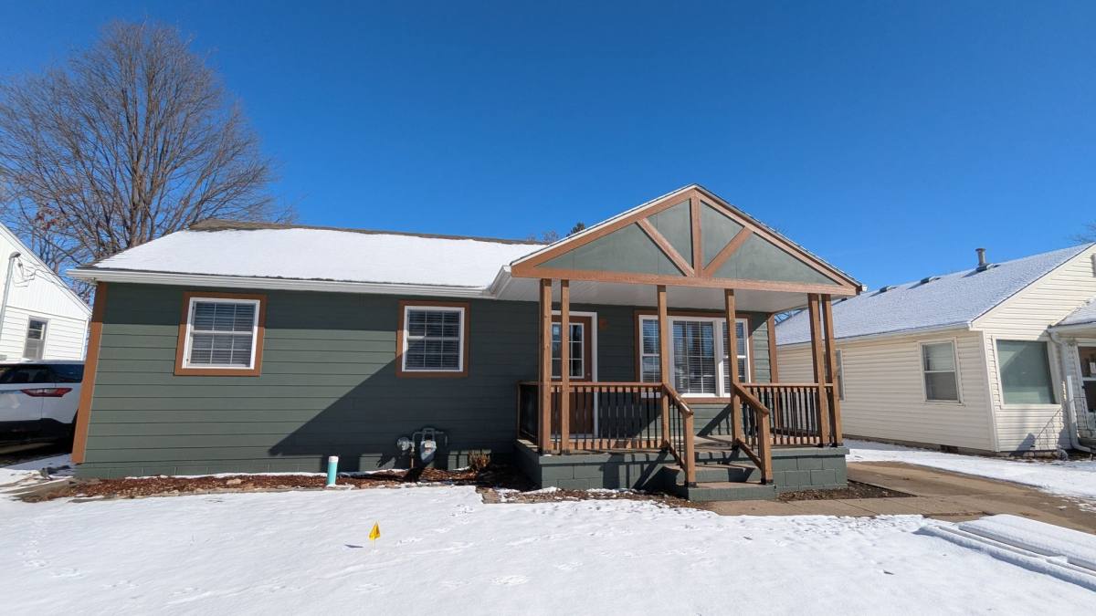House for rent at 3018 4th Ave, Council Bluffs, IA 51501