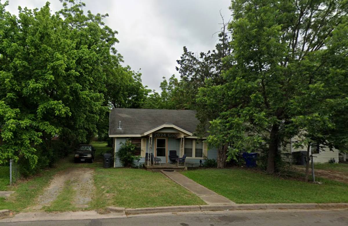 House for rent at 2304 Alexander Ave, Waco, TX 76708