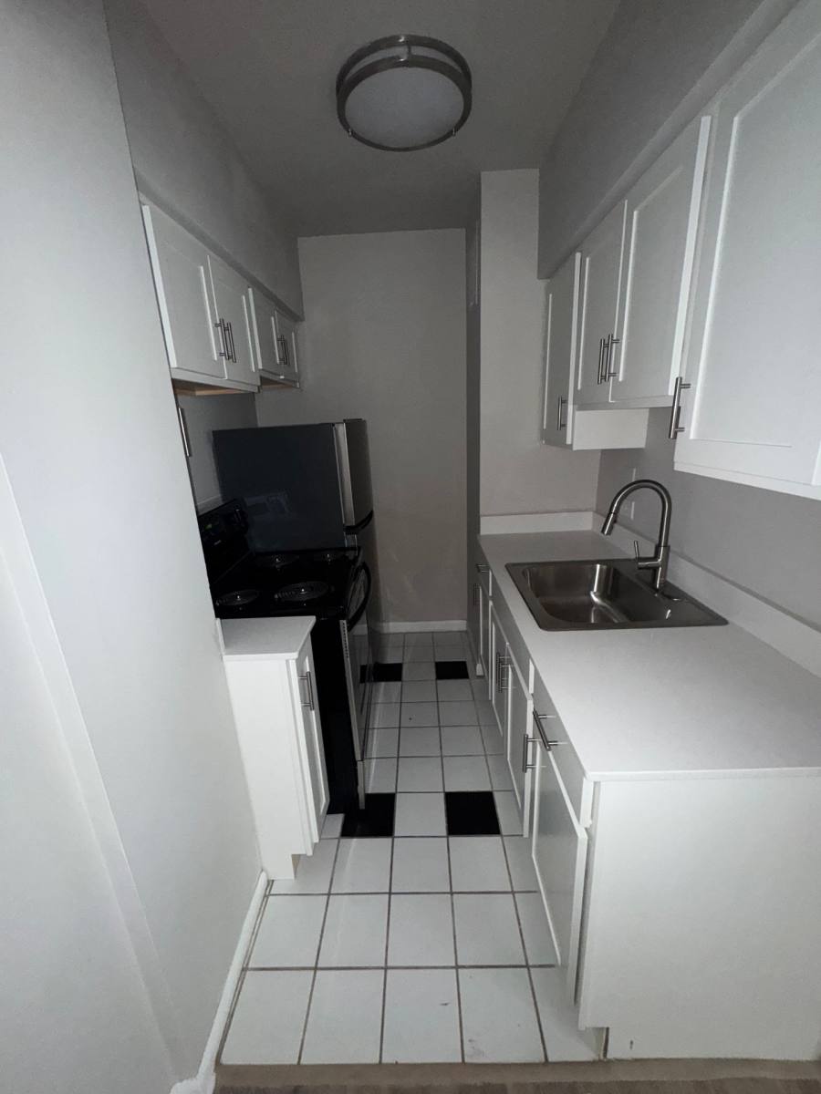Apartment for rent at 2515 Kemper Rd, Cleveland, OH 44120