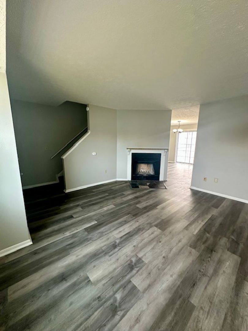 Townhouse for rent at 306-316 & 320-330 Northgate Court, Westerville, OH 43081