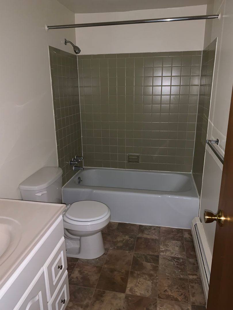 Apartment for rent at 6 Tudor Lane, Lockport, NY 14094