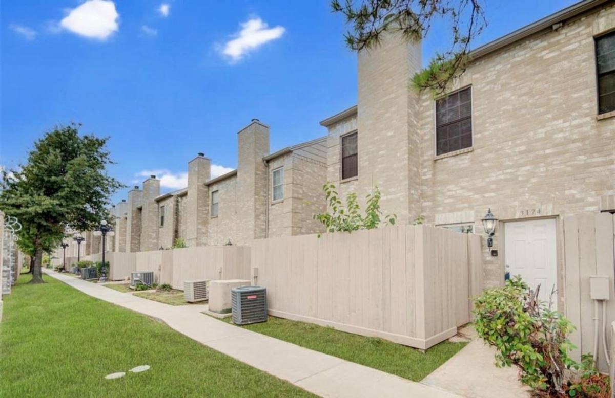 Townhouse for rent at 3174 Holly Hall St, Houston, TX 77054