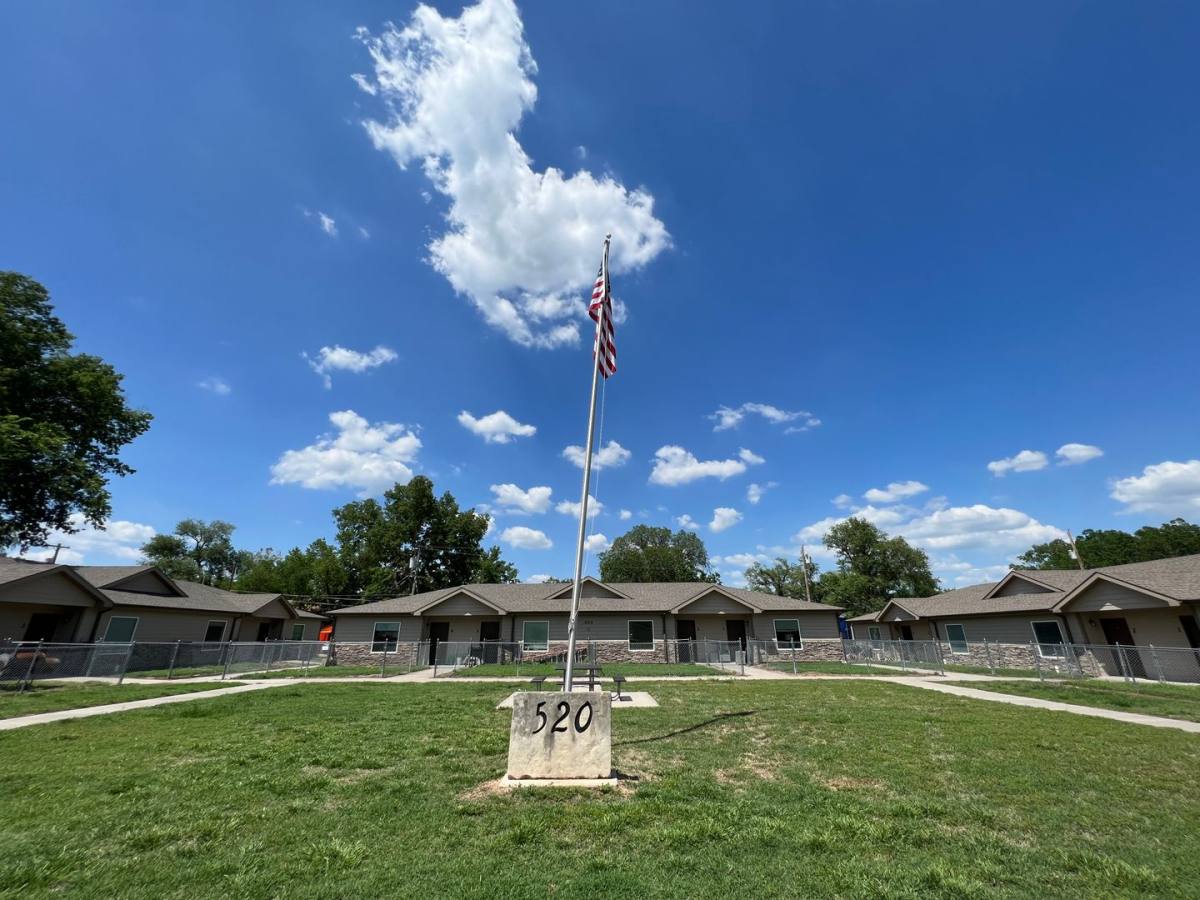Apartment for rent at 520 W 11th, Junction City, KS 66441