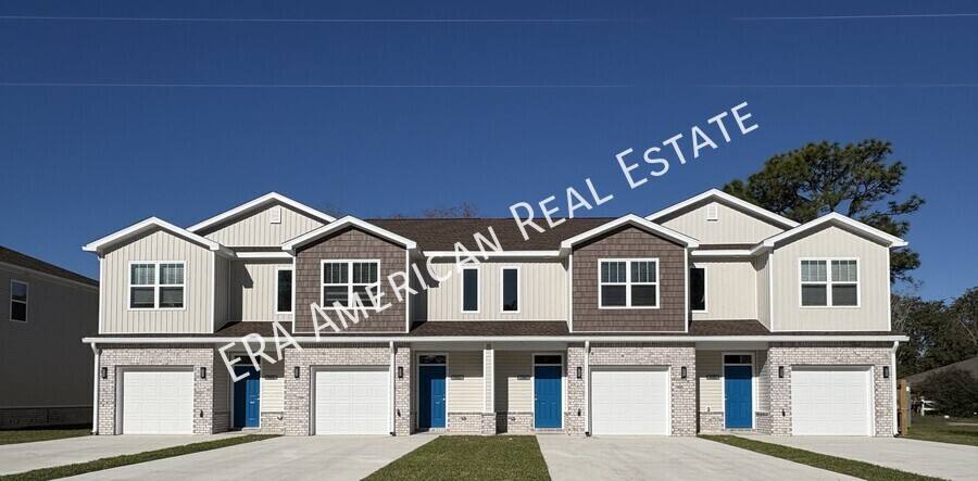 Townhouse for rent at 840 Fairview Dr, Fort Walton Beach, FL 32547