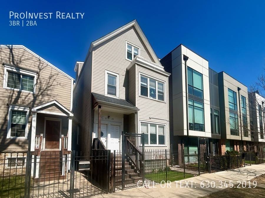 Apartment for rent at 2522 W Cortland St #2F, Chicago, IL 60622