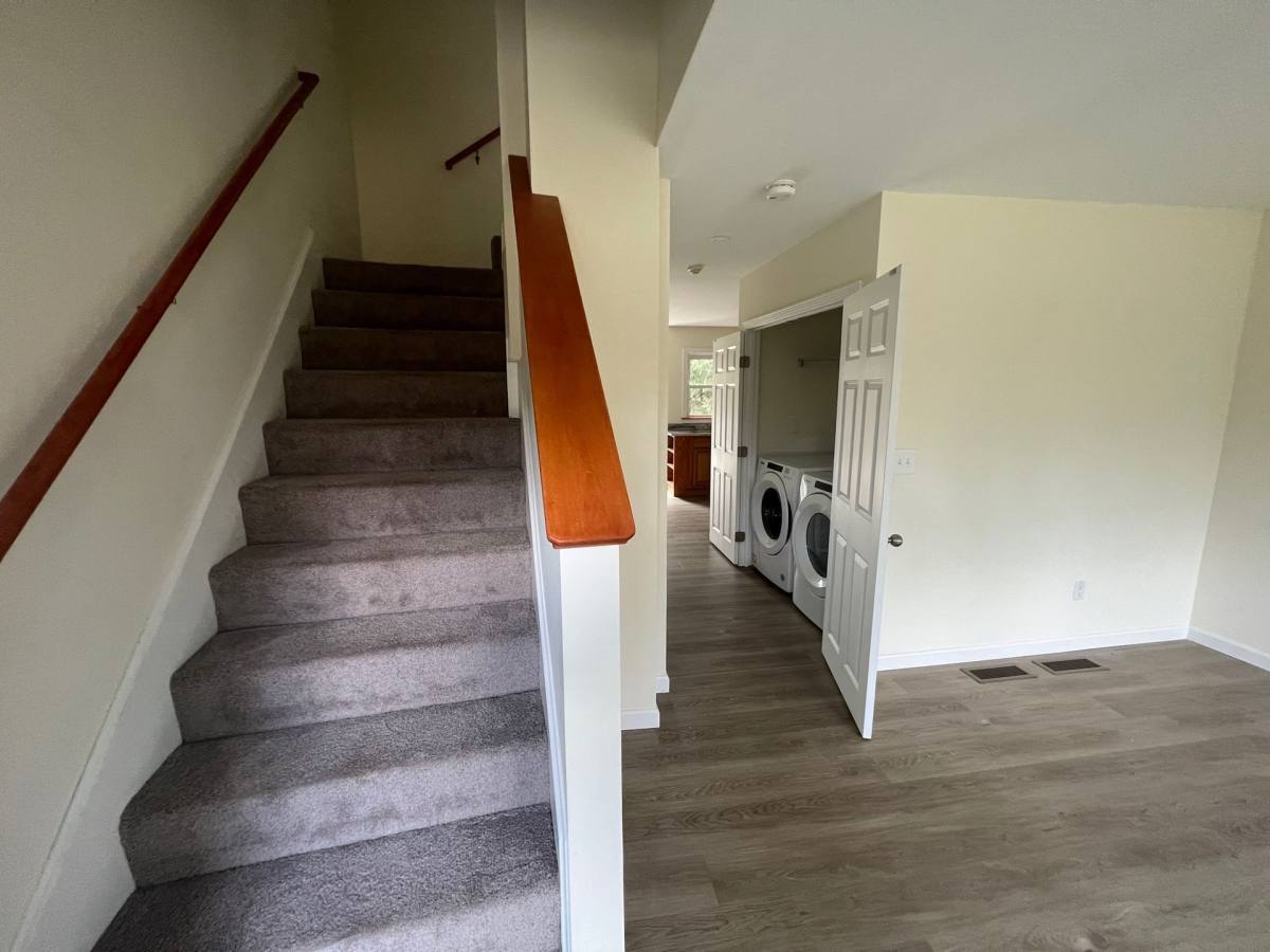 Apartment for rent at 1815 Falmouth Rd, Centerville, MA 02632