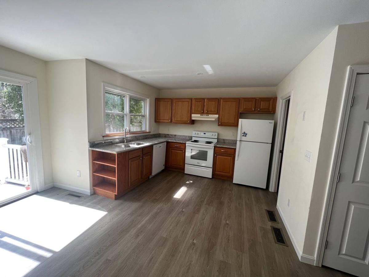 Apartment for rent at 1815 Falmouth Rd, Centerville, MA 02632