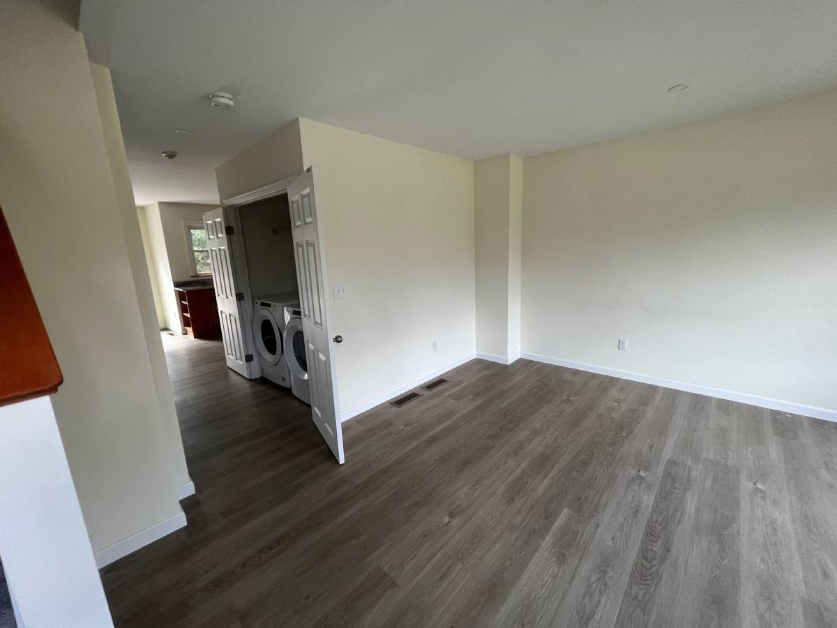 Apartment for rent at 1815 Falmouth Rd, Centerville, MA 02632