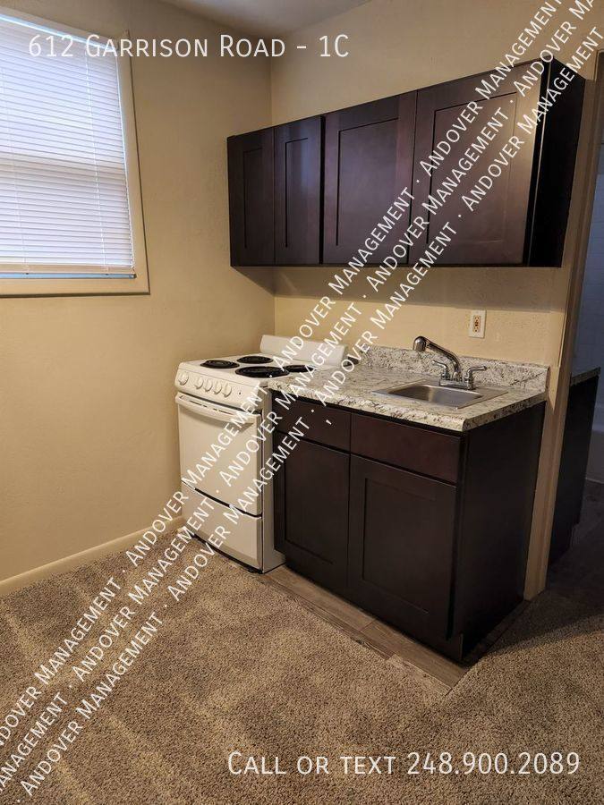 Apartment for rent at 612 Garrison Rd #1C, Battle Creek, MI 49017