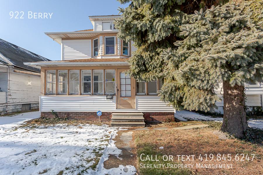 House for rent at 922 Berry, Toledo, OH 43605