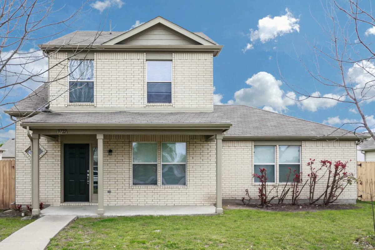 House for rent at 9722 Michelle Dr, Dallas, TX 75217
