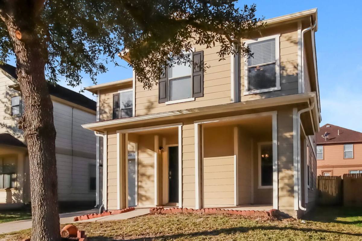 House for rent at 21623 Mossey Pines Court, Humble, TX 77338
