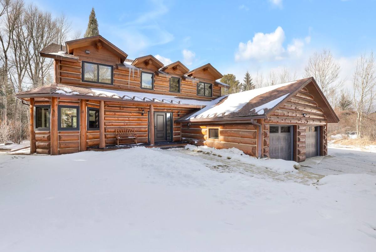 House for rent at 517 Sage Creek Canyon Dr, Silverthorne, CO 80498