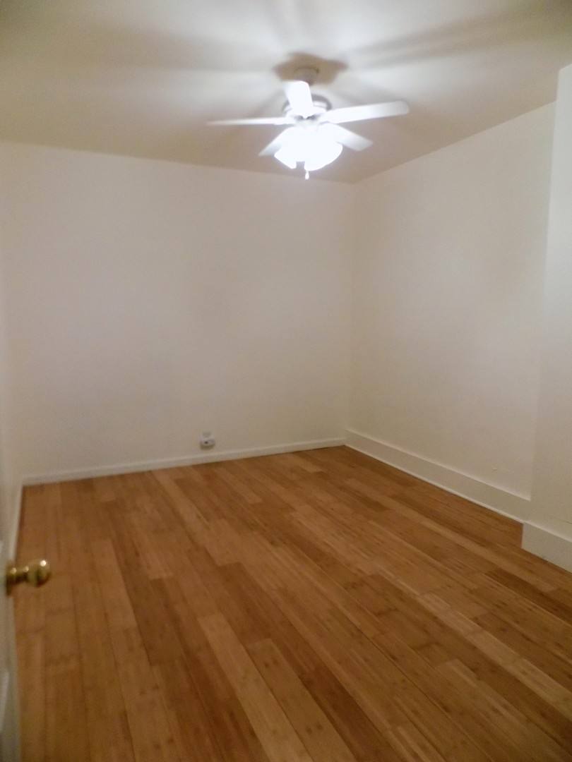 Apartment for rent at 115 N Main St, Fairfield, IA 52556