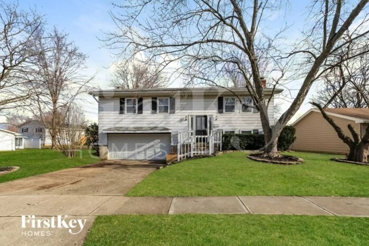 House for rent at 928 Cambridge Dr, Mason, OH 45040