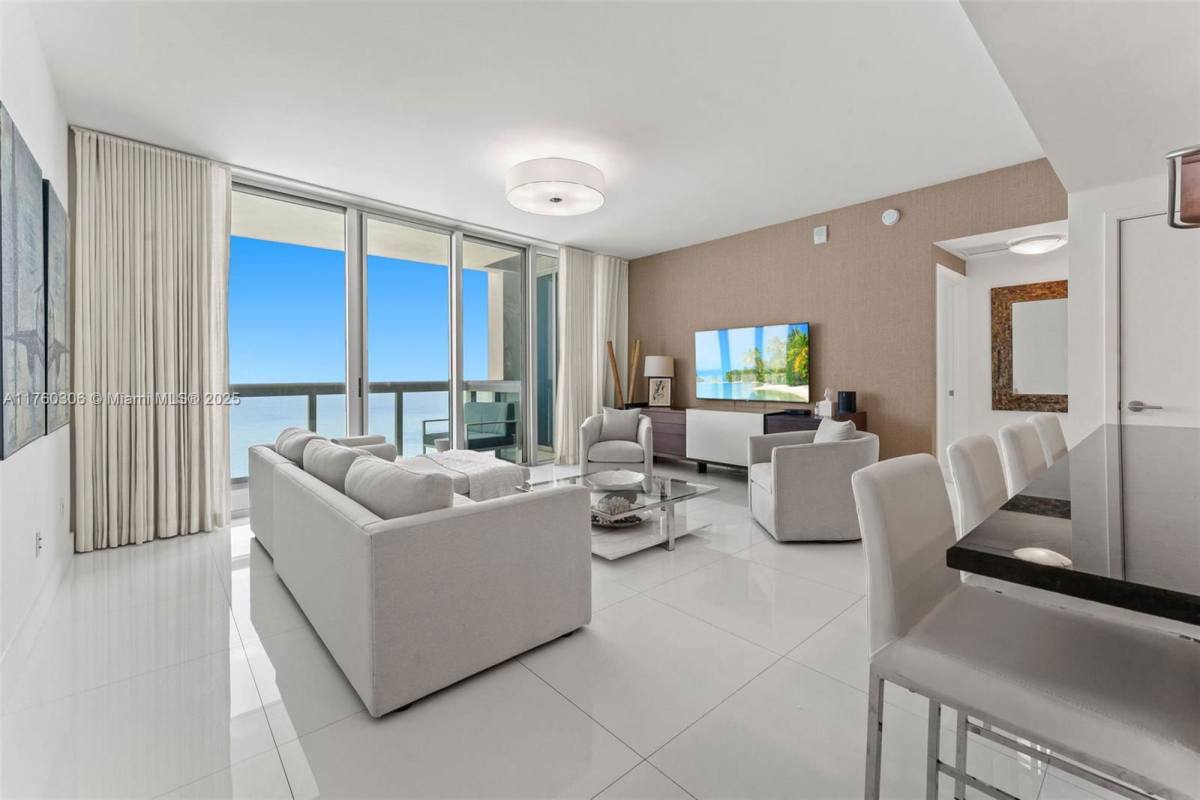 Condo for rent at 6899 Collins Ave #A2107, Miami Beach, FL 33141