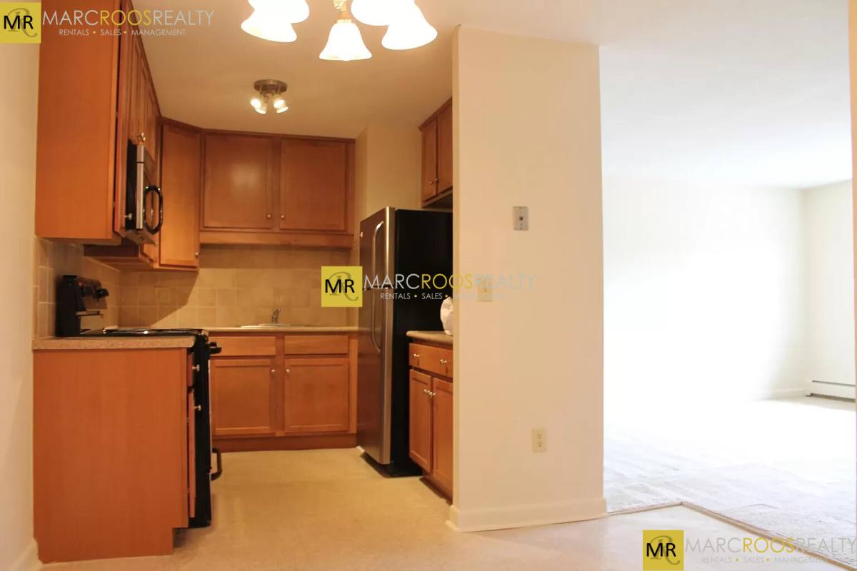 Apartment for rent at 125 Lexington St #21, Auburndale, MA 02466
