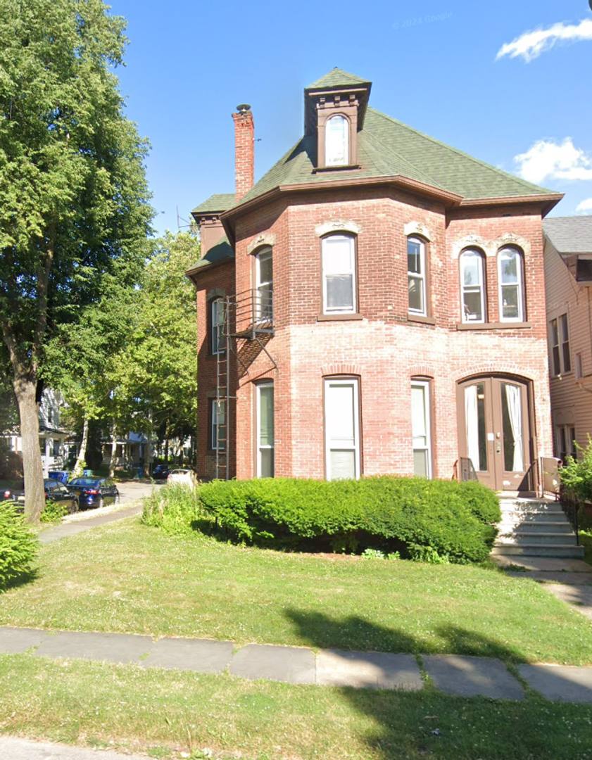 Apartment for rent at 42 Rowley St, Rochester, NY 14607