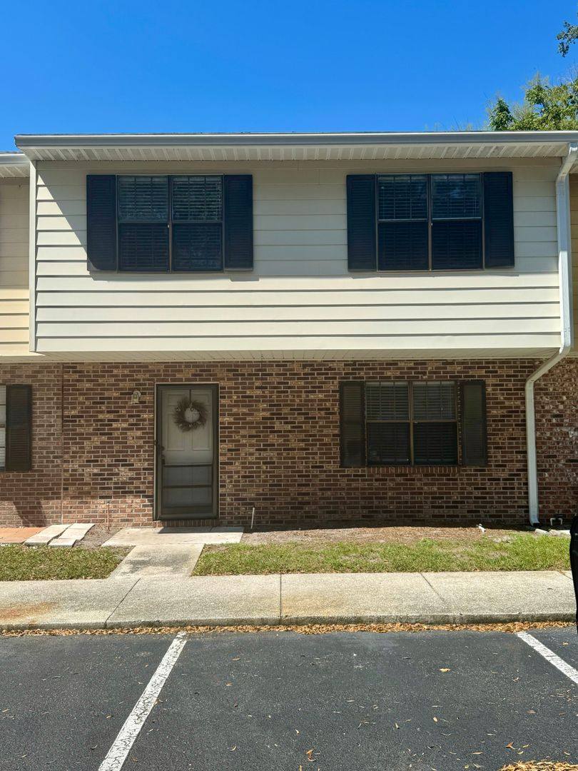 Townhouse for rent at 1303 Kettering Way, Orange Park, FL 32073
