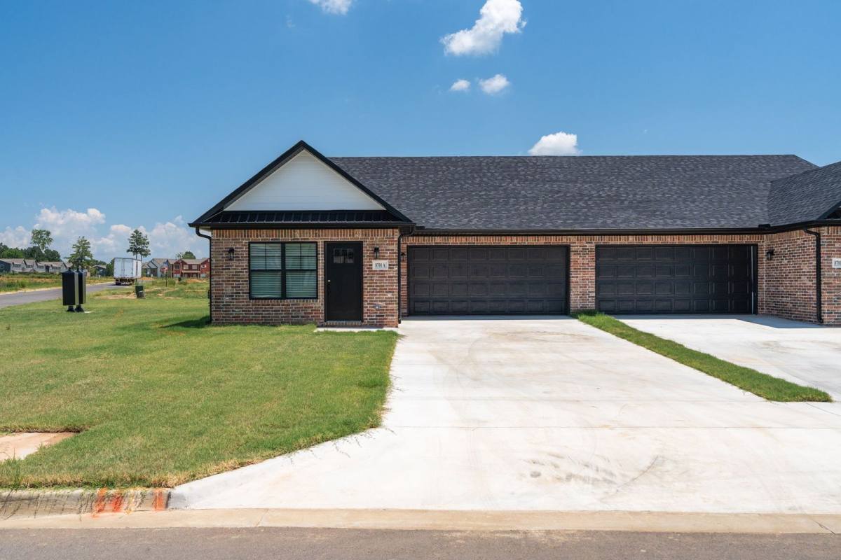 House for rent at 8821 Cantera Dr #A, Fort Smith, AR 72916