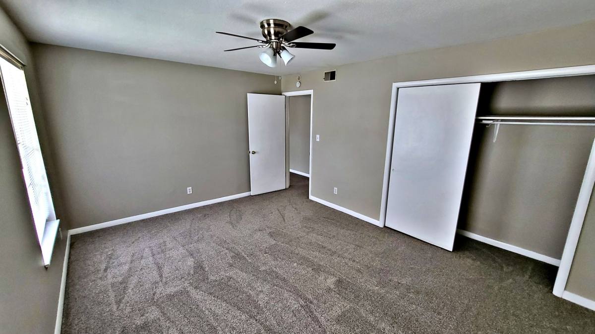 Apartment for rent at 1213 - 1221 N St SE, Decatur, AL 35601