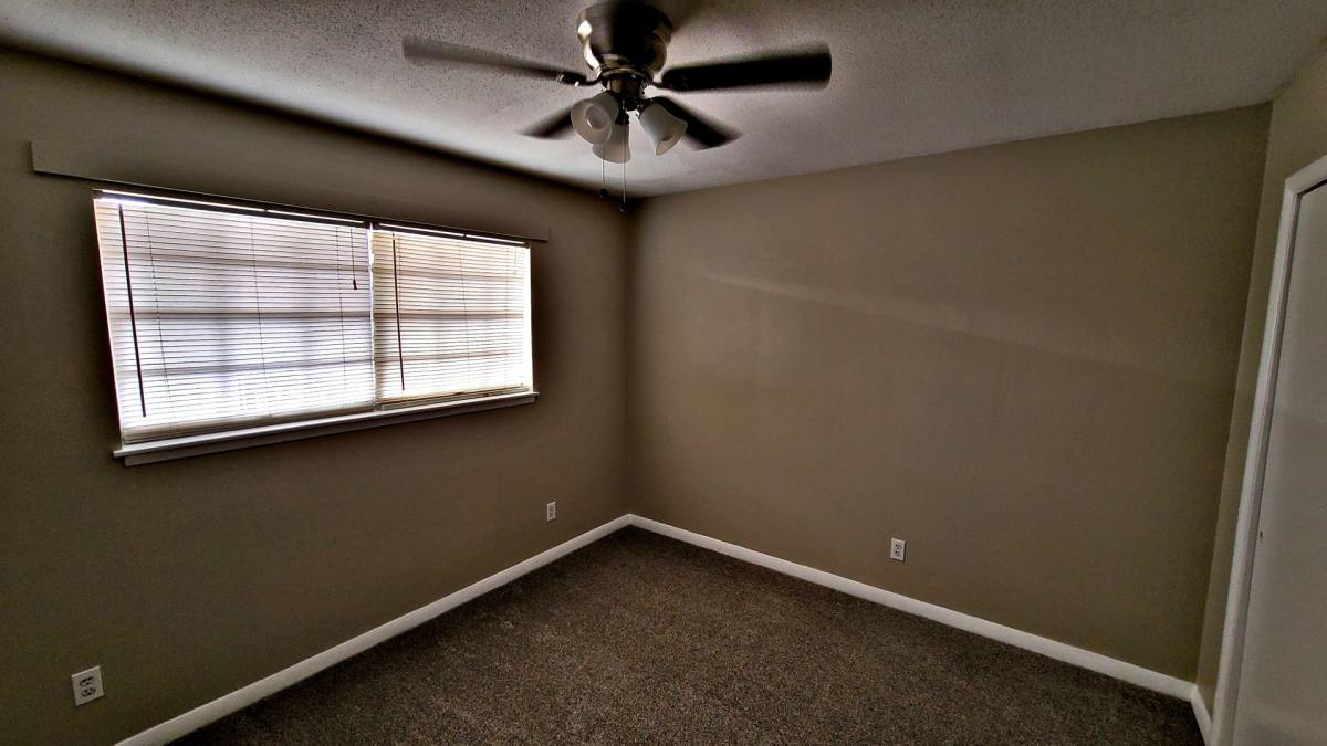 Apartment for rent at 1213 - 1221 N St SE, Decatur, AL 35601