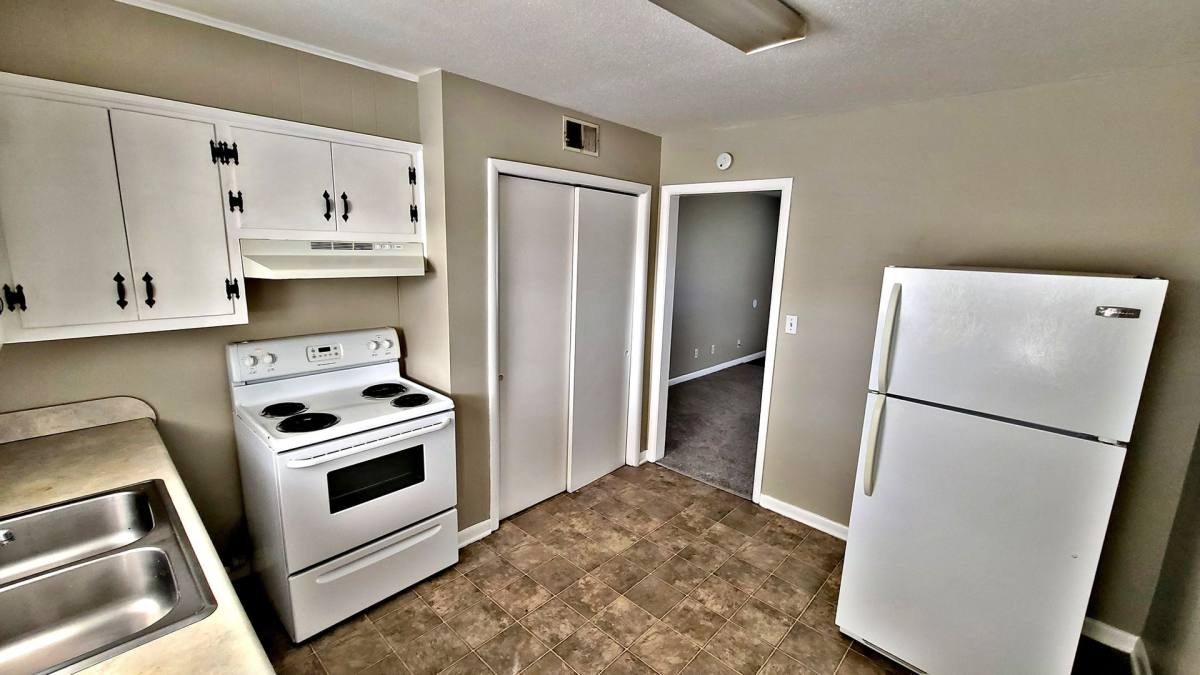 Apartment for rent at 1213 - 1221 N St SE, Decatur, AL 35601