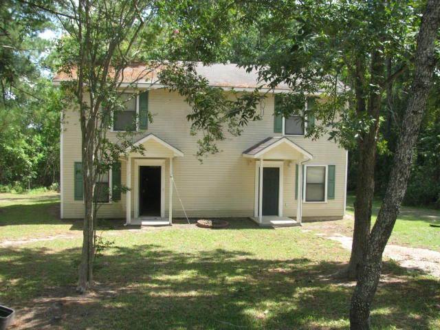 Apartment for rent at 1301 S 10th St, Leesville, LA 71446