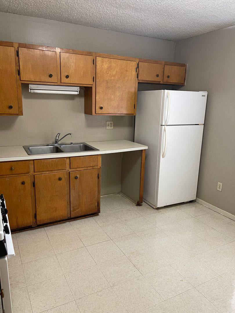 Apartment for rent at 135 Georgiana St, Sunset, LA 70584