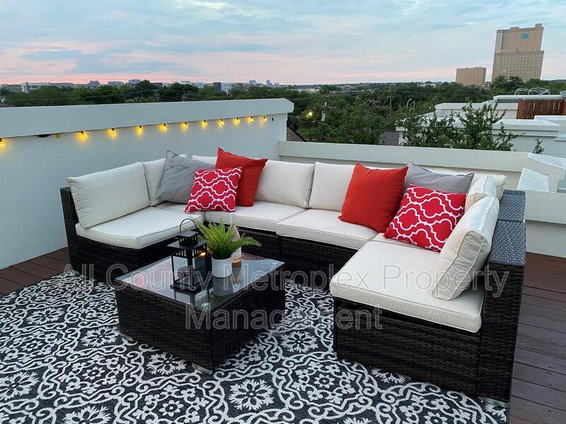 Townhouse for rent at 3036 Carmel St, Dallas, TX 75204
