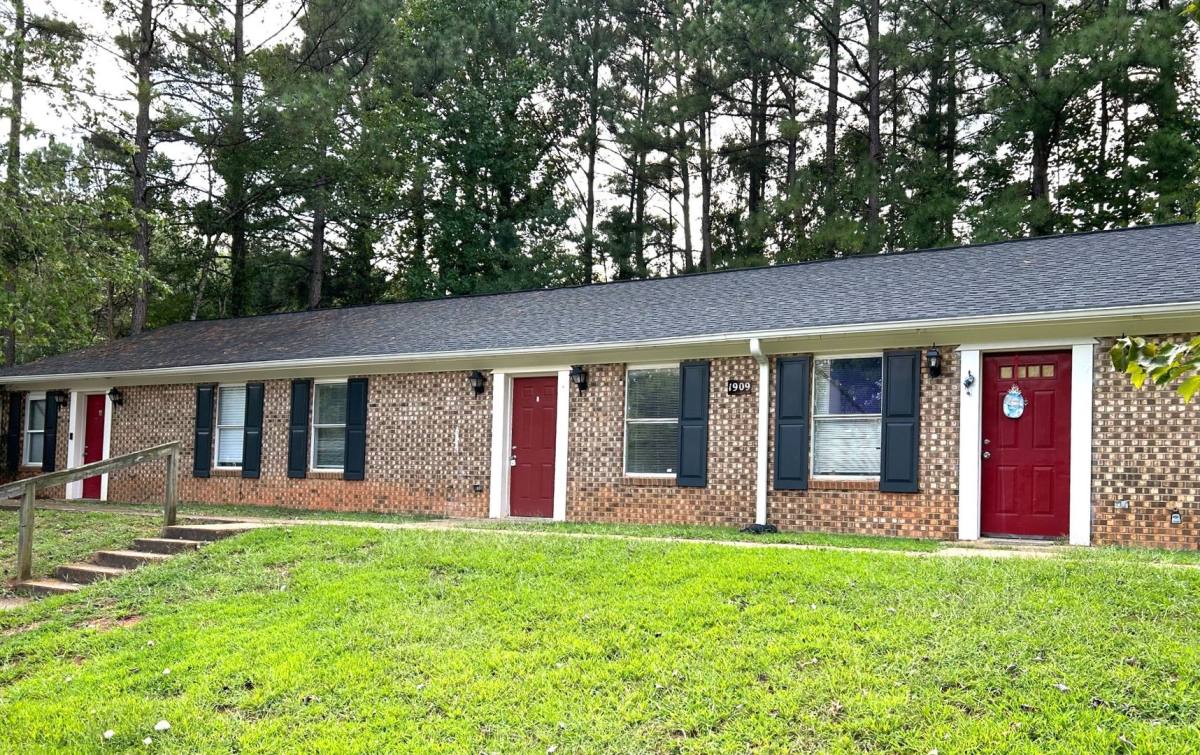 Apartment for rent at 1909 Peach Creek Rd, Raleigh, NC 27603