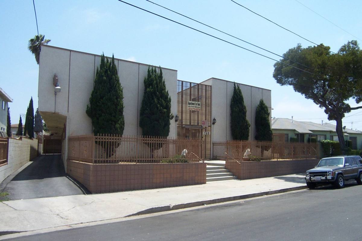 Apartment for rent at 740 Laconia Blvd, Los Angeles, CA 90044